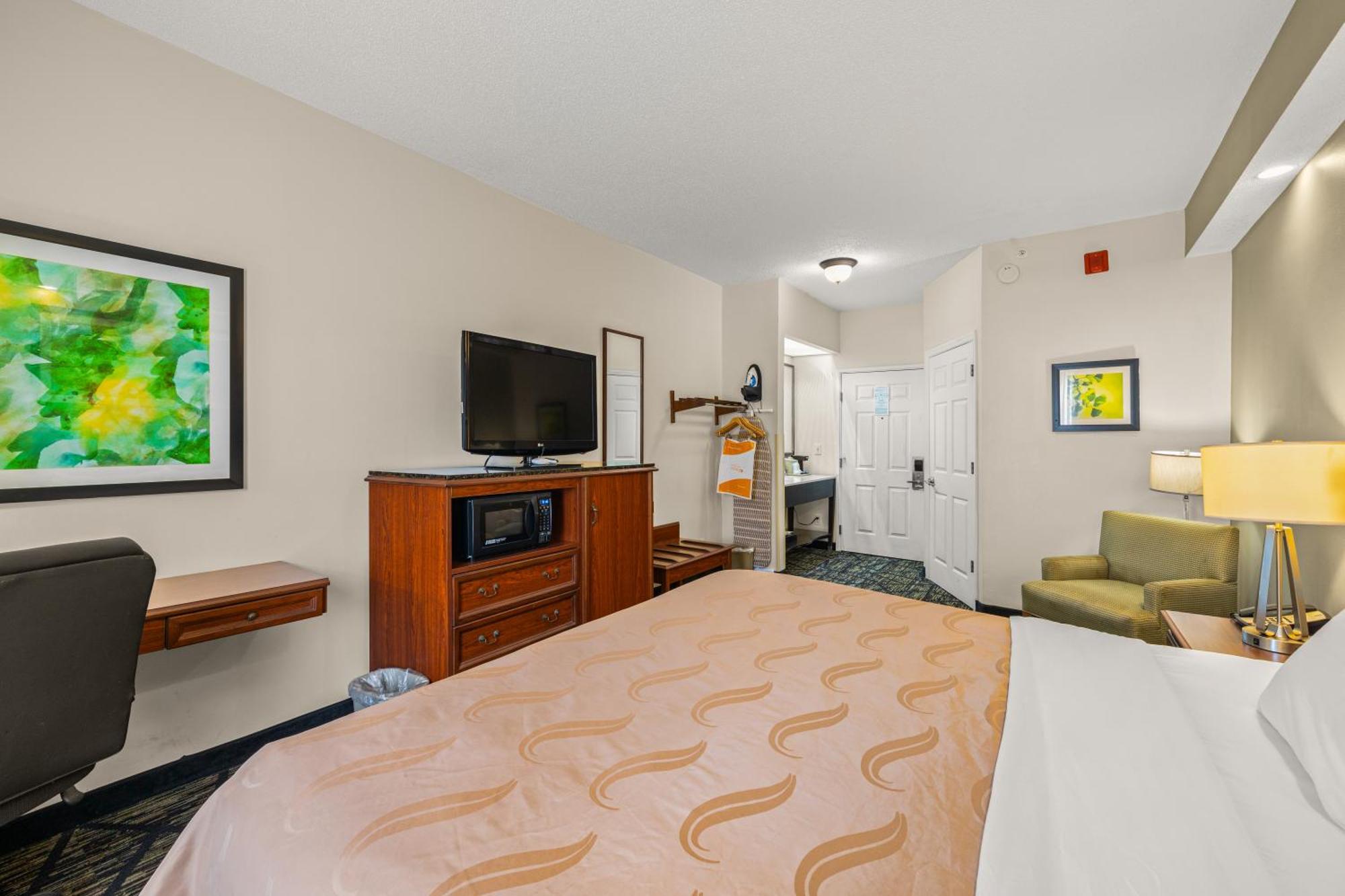 Quality Inn Лейк Сити Екстериор снимка